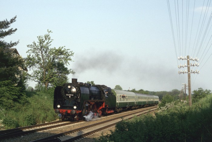 03 001 mit E 4481 ->Zittau bei Seeligstadt, 25.05.1995
