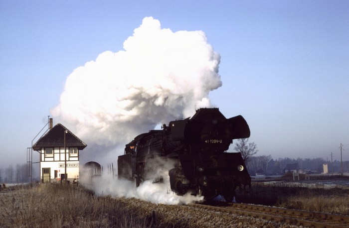 41 1289 mit Ng 62731 Ausfahrt Miesterhorst, 02.12.1983