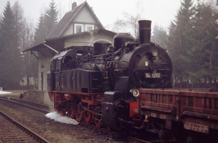 94 1292 im Bahnhof Rennsteig, am 11.04.2004