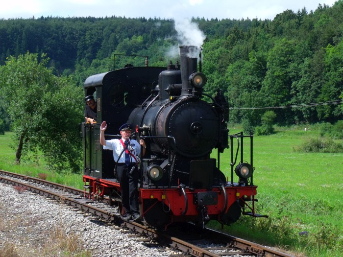 Umsetzen der Lok 12 auf das andere Zugende (von P5 auf P6) in Sägmühle, um 14:57h am 03.08.2014