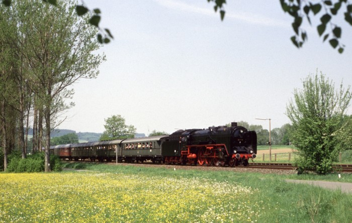 01 118 Sonderzug nach Neuenmarkt bei Ludwigschorgast, 18.05.1997