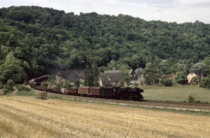 41 1125 Gz nach Saalfeld, hinter Camburg, 26.08.1982