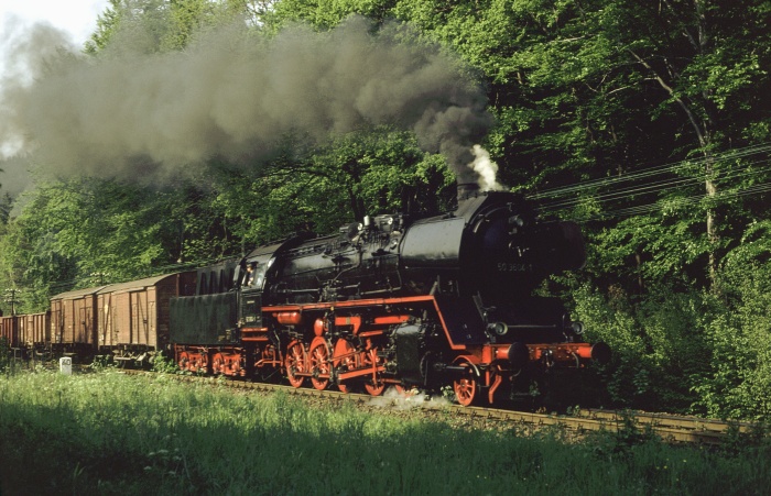 50 3604 mit Ng 64345 bei Erdmannsdorf-Augustusburg, 17.05.1983