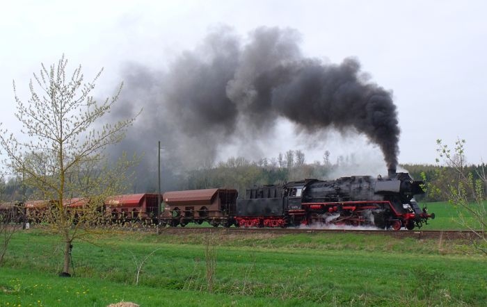 50 0072 mit Güterzug DGz 91708 (Immelborn ->Eisenach) Ausfahrt Oberrohn, um 11:36h am 11.04.2014
