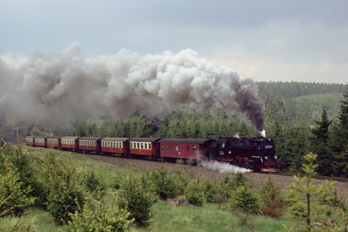 99 7238 mit P 14403 am Kälberbruch, am 14.05.1989